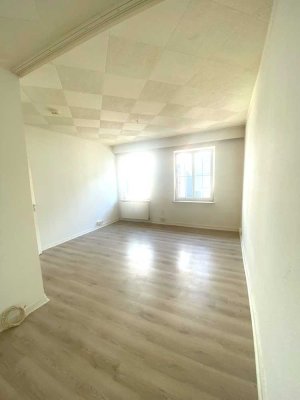 Leben in der Kernstadt! 2 Zimmer Wohnung frei! [VAC-17554]