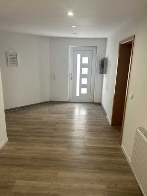 Wunderschöne, komplett renovierte Wohnung in Top-Lage zu vermieten