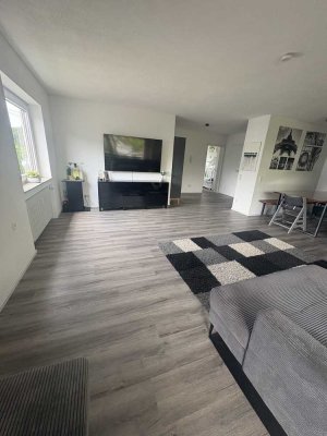 Sanierte 3-Zimmer-Wohnung mit Balkon und Einbauküche in Reutlingen