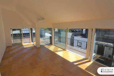 Außergewöhnliche DG-Wohnung mit großen Terrassen und Balkon - zentral begehbar - Nähe Naschmarkt/U4