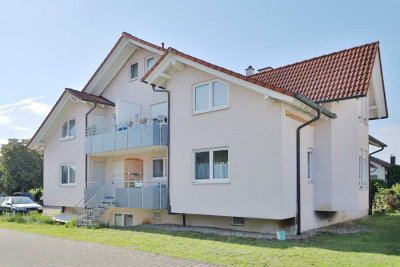 Schöne 3-Zimmerwohnung in Feldrandlage!
Süd-Loggia mit Blick und Stellplatz
