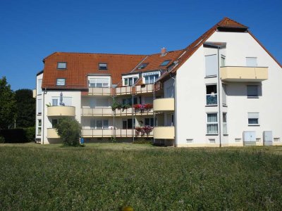 3 Raum-Maisonette-Wohnung in ruhiger Wohnanlage. Mit Dachterrasse und KFZ-Stellpatz