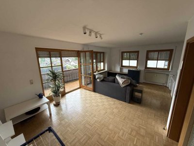 Freundliche 2-Raum-Wohnung mit EBK und Balkon in Füssen