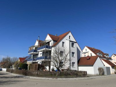 Maisonette-Wohnung mit drei Zimmern, Balkon und EBK in Westendorf
