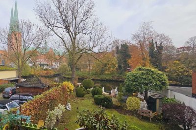 4-Zimmer-Wohnung in bester Lage am Ufer der Stadt-Trave und wenige Schritte zur Altstadt