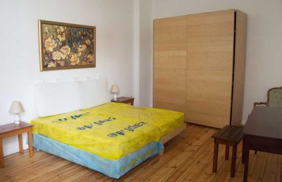 Schöne ruhige teilmöblierte Altbau-Wohnung befristet auf 9 Monate