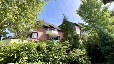 Einzugsbereit, renoviert:  Loft-Charme & Sonnenbalkon – nur 2 Min. zum Fährhafen, neue EBK!