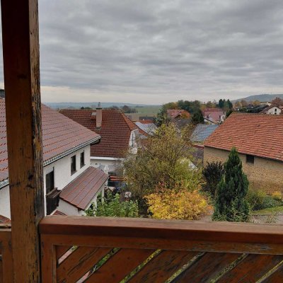 Schöne helle 3 Zimmer Wohnung in ruhiger Lage