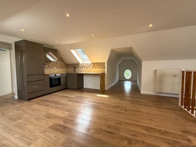 Schöne 2-Zimmer Dachgeschosswohnung