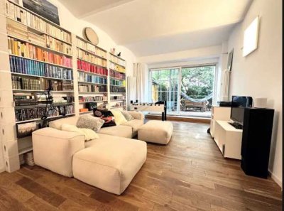 Stilvolle 3-Raum-EG-Wohnung mit geh. Innenausstattung mit Terasse und EBK in Berlin Friedrichshain