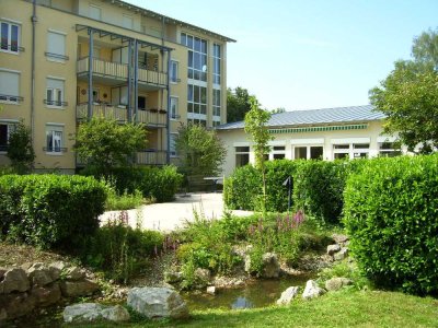 Nur für Personen ab 65. Jahren :  Attraktive  1,50- Zi.-Seniorenwhg. im Betreuten Wohnen: Umkirch