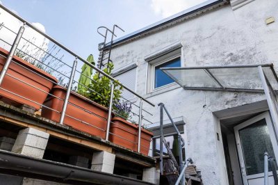 *** SELTENHEIT - 3 EBENEN - 2 KÜCHEN - 1 traumhafte TERRASSE und zentrale LAGE ***