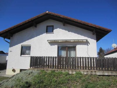 Wunderschöner Bungalow in Aholming kann auch möbliert gemietet werden