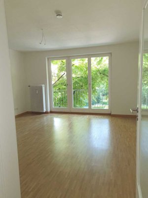 Top renovierte, sonnige 2-Zimmer-Wohnung in Haidhausen