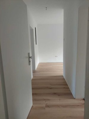 Helle frisch renovierte 2-Zimmer-Wohnung in Lütgendortmund zu vermieten