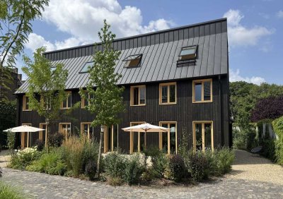 Neubau/Erstbezug: 8-Zi-Townhouse im Kreuzberghof! Stadtoase im Herzen von Kaiserswerth! Nähe Rhein!