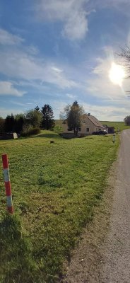 Sanierungsbedürftiges Haus mit traumhaftem Grundstück