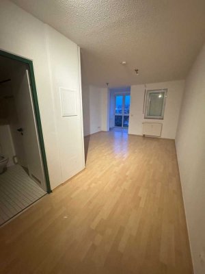 Trendy 1 -  Apartment mit Wintergarten in verkehrsgünstiger Wohnlage *** EBK + TG -Provisionsfrei