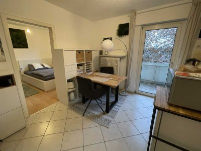 Parkinsel (Stadtpark), möbliert, mit Kueche u. Balkon