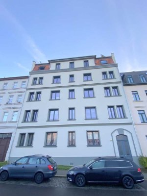 Wohnung unterm Dach - Vier Zímmer inklusive schöner Wohnküche und Balkon