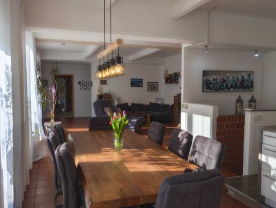 Loft-Feeling mitten in der Südstadt – ruhig, modern, mit exklusivem Keller