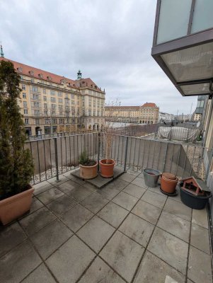 Möblierte 2-Zimmer Wohnung im 3. OG mit Aufzug in Dresden Innere Altstadt