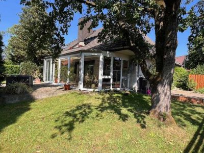 Großzüges Haus mit attraktivem Grundstück im Zentrum von Ladbergen