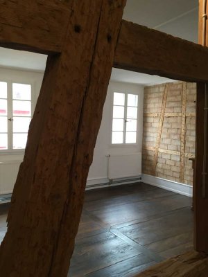 Große, helle 5 Zimmer-Altbau-Wohnung in Rheinau-Freistett