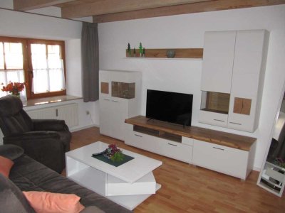 Lauschige 2,5 Zimmer Whg voll möbliert