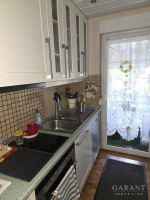 Schöne Wohnung direkt neben Bahn und Bus
