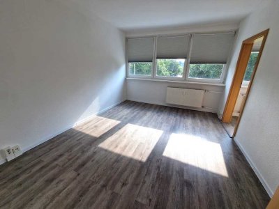 Top‑Lage trifft Komfort: 2‑Zimmer‑Wohnung mit Einbauküche im Zentrum