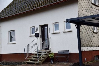 Top saniertes Haus in Dickenschied zur Miete
