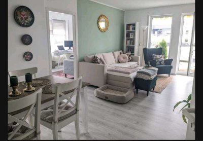 Sehr helle, zentrale 3-Zimmer Wohnung im Penthouse Stil, ohne Provision