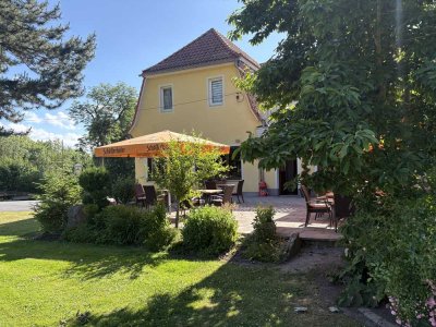 Einzigartige Begegnungsstätte mit vielseitigen Nutzungsmöglichkeiten in Bodenstein