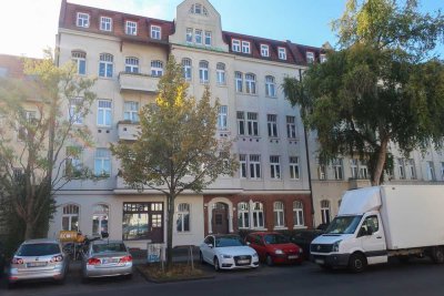 Attraktive Kapitalanlage - 2-Zimmer Altbauwohnung - nur 3.027 EUR/m²