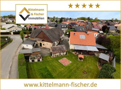 MEHRGENERATIONENWOHNEN, INVESTOREN, HANDWERKER ACHTUNG! EFH + 2 FMH AUF 1670 m² GRUNDSTÜCK