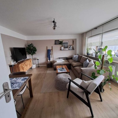 Exklusive, gepflegte 2-Zimmer-Wohnung mit Balkon und EBK in Affalterbach