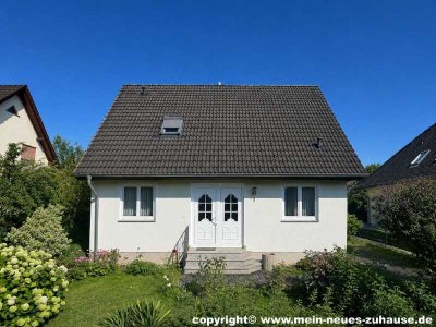 Einfamilienhaus mit Einliegerwohnung in ruhiger Lage -  Eigennutzung mit Vermietungspotential!