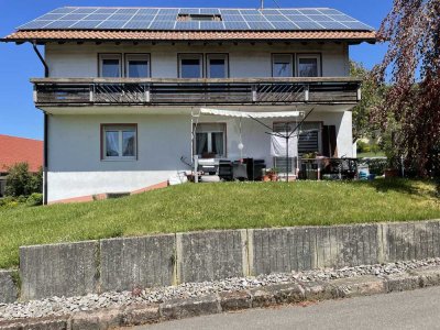Attraktive und gepflegte 3-Zimmer-Wohnung mit Einbauküche in Baiersbronn