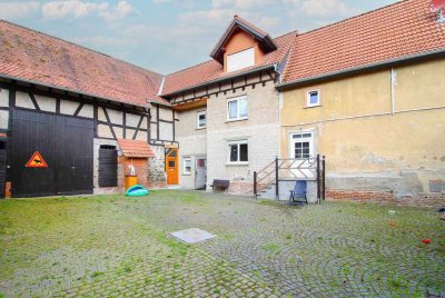 Ein Ort zum Ankommen – liebevoll gepflegte Hofreite mit Scheune und viel Raum für Ihre Ideen