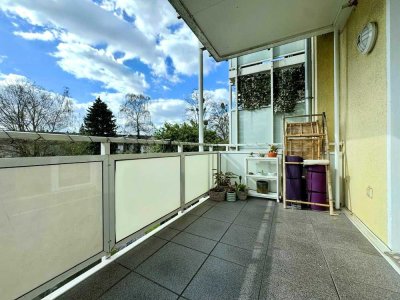 Attraktive, freie 2-Zimmer-Wohnung mit Balkon in Köln-Höhenberg
