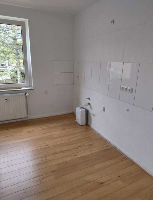 2 Zimmer Wohnung mit Balkon *mit VIDEO*