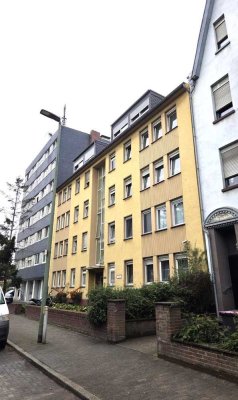 Stilvolle 4-Raum-Wohnung in Neuss