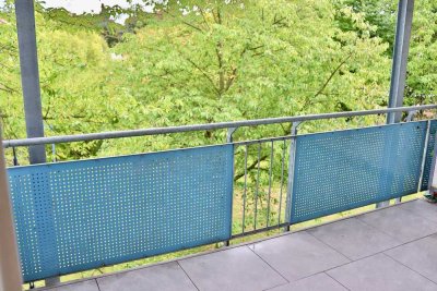 Barrierefreie 2-Zimmer-Seniorenwohnung mit Balkon im Carl-Benz-Seniorenzentrum, Mannheim-Wallstadt