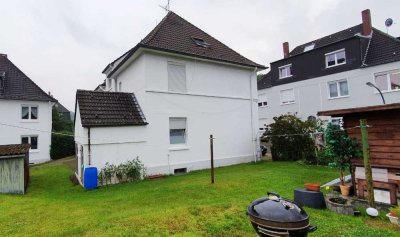 Direkt am Gysenberg Park - Gemütliche renovierte 2 Zimmer Wohnung mit Garten und Stellplatz