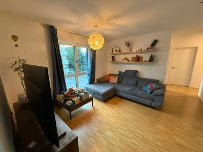 ** lichtdurchflutete 4-Zimmer Wohnung mit Balkon und Fußbodenheizung**