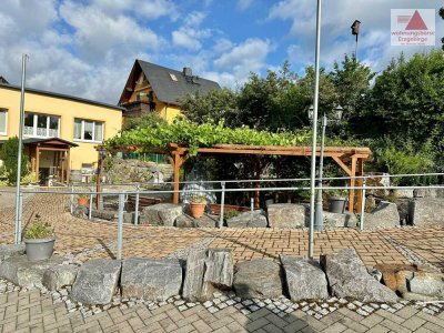 Altersgerechte 2-Raum-Wohnung - Fahrstuhl - ebenerdige Dusche - komplett möbliert - Thum-Jahnsbach!