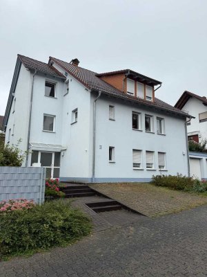 Helle 3-Zimmer-Wohnung mit Balkon und Stellplatz in ruhiger Lage