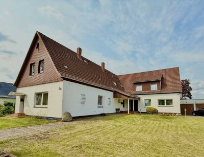 **Reserviert ** großzügiges Mehrfamilienhaus mit unendlichem Potenzial