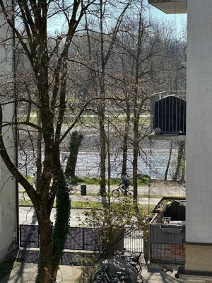 ISAR- Blick,TOP Altbau, 2. OG m Lift, 2 Balkone, sofort frei